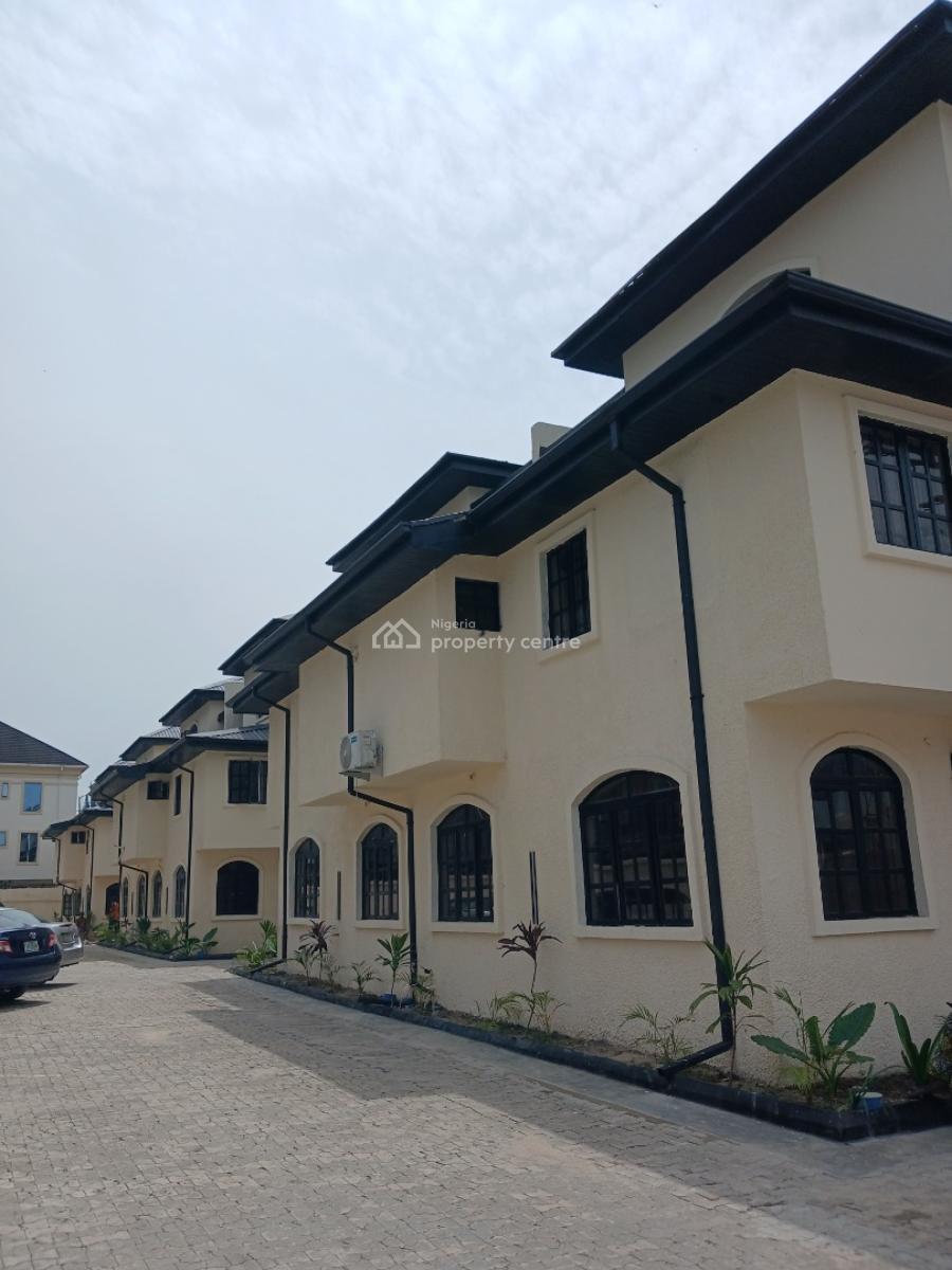 Brand Newly Refurbished 2 Bedroom En-suite Flat with an Enclosed Fitte, Oniru, Victoria Island (vi), Lagos, Flat / Apartment for Rent