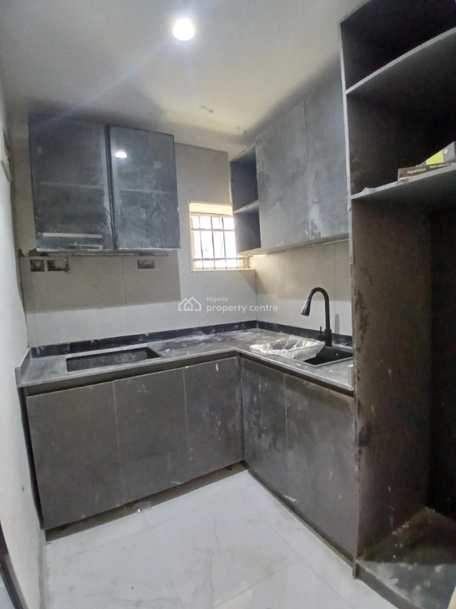 Brand Newly Refurbished 2 Bedroom En-suite Flat with an Enclosed Fitte, Oniru, Victoria Island (vi), Lagos, Flat / Apartment for Rent