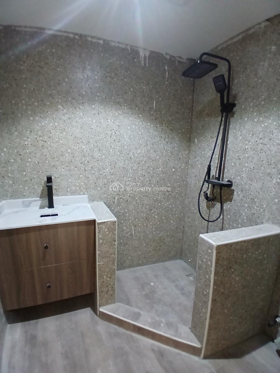 Brand Newly Refurbished 2 Bedroom En-suite Flat with an Enclosed Fitte, Oniru, Victoria Island (vi), Lagos, Flat / Apartment for Rent