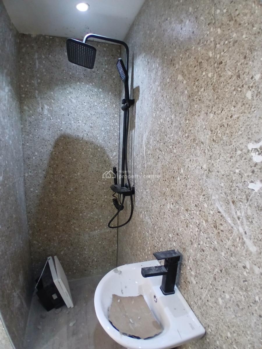 Brand Newly Refurbished 2 Bedroom En-suite Flat with an Enclosed Fitte, Oniru, Victoria Island (vi), Lagos, Flat / Apartment for Rent