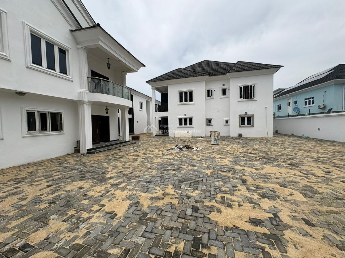 Nice Spacious 3 Bedrooms Duplex, Itedo Estate, Lekki Phase 1, Lekki, Lagos, Terraced Duplex for Rent