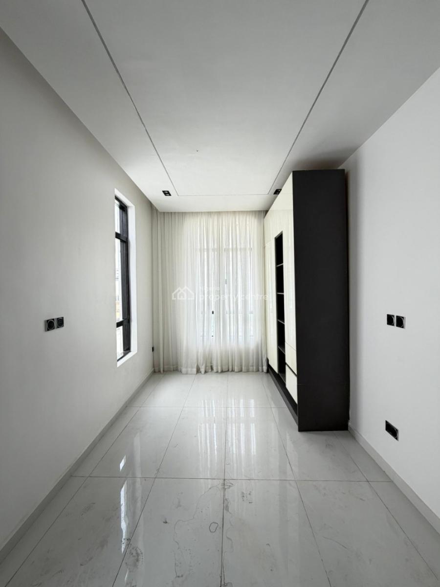 Elegant 5b/r Detached House, Lekki, Lagos, Detached Duplex for Sale