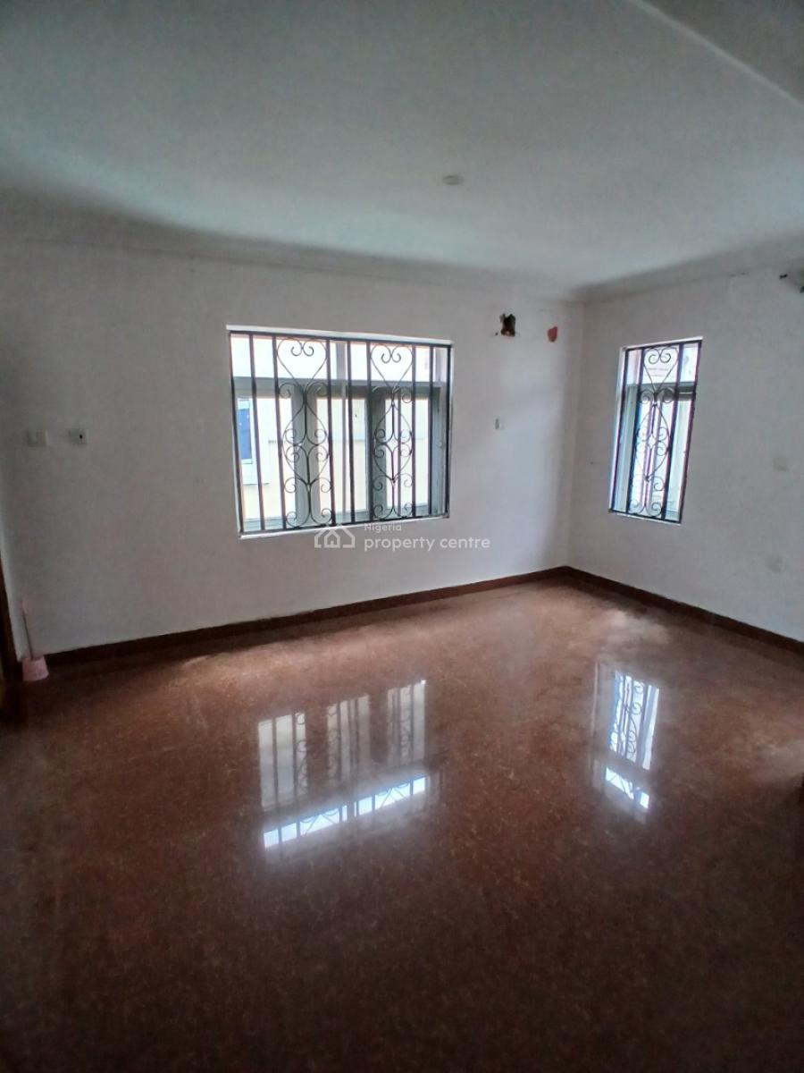 Self-serviced Come with Your Own Personal Generator 2 Bedroom En-suite, Lekki Phase 1, Lekki, Lagos, Flat / Apartment for Rent