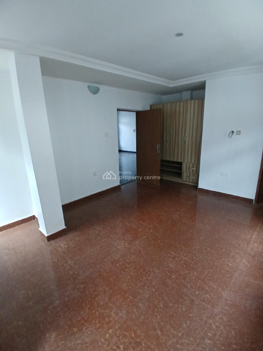 Self-serviced Come with Your Own Personal Generator 2 Bedroom En-suite, Lekki Phase 1, Lekki, Lagos, Flat / Apartment for Rent