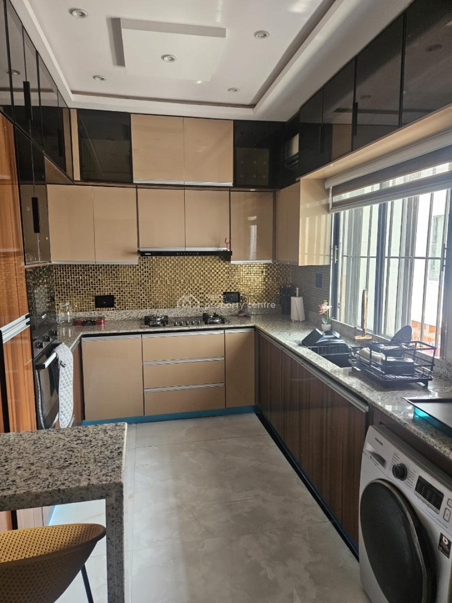 Luxury and Well Furnished 3 Bedroom Flat, Banana Island, Ikoyi, Lagos, Block of Flats for Sale