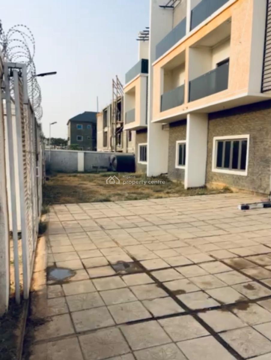 Standard 4-bedroom Terrace, Close to Berger Clinic, Life Camp, Abuja, Terraced Duplex for Sale