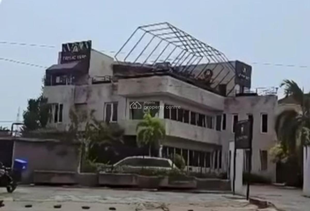 936 Square Meters with a Lounge and Bar, Directly on Admiralty Way, Lekki Phase 1, Lekki, Lagos, Commercial Property for Sale
