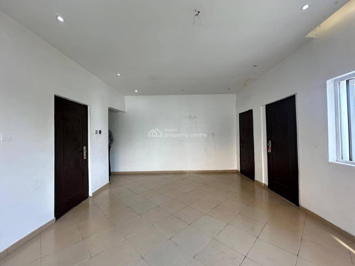 Three Bedroom Apartment for Let in an Estate Ogba, Adekoya Estate, Ogba, Ikeja, Lagos, Flat / Apartment for Rent