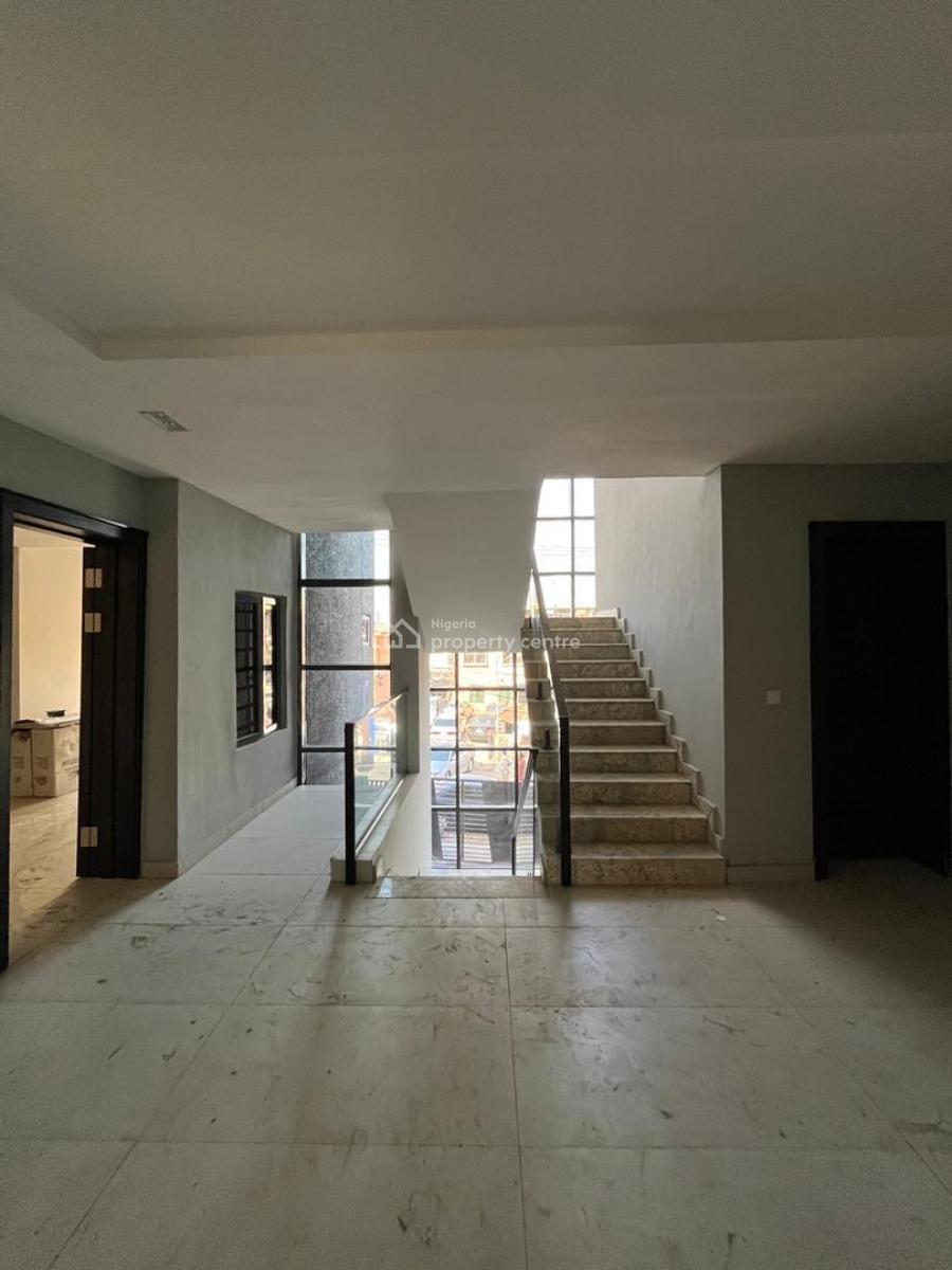 Deluxe 2 Bed Apartment with a Garage on Oduduwa Way, Lagos Marriott Hotel, Ikeja Golf Club, Bamboo Lounge, Ikeja City Mall, Ikeja Gra, Ikeja, Lagos, Block of Flats for Sale