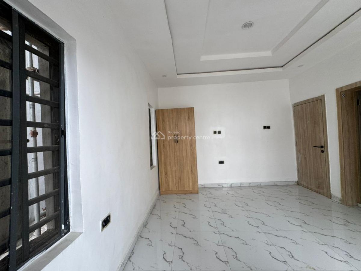 Beautiful 3 Bedroom Penthouse Apartment Ologolo, Ologolo Lekki, Lekki, Lagos, House for Rent