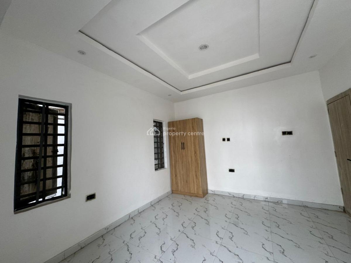 Beautiful 3 Bedroom Penthouse Apartment Ologolo, Ologolo Lekki, Lekki, Lagos, House for Rent
