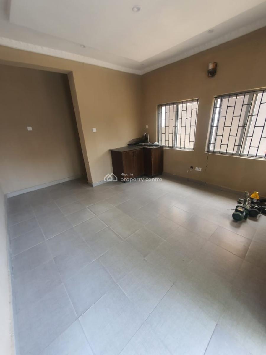 Well Renovated One Bedroom & Parlor Ground Floor with Personal Kitchen, Off Admiralty, Lekki Phase 1, Lekki, Lagos, Mini Flat (room and Parlour) for Rent