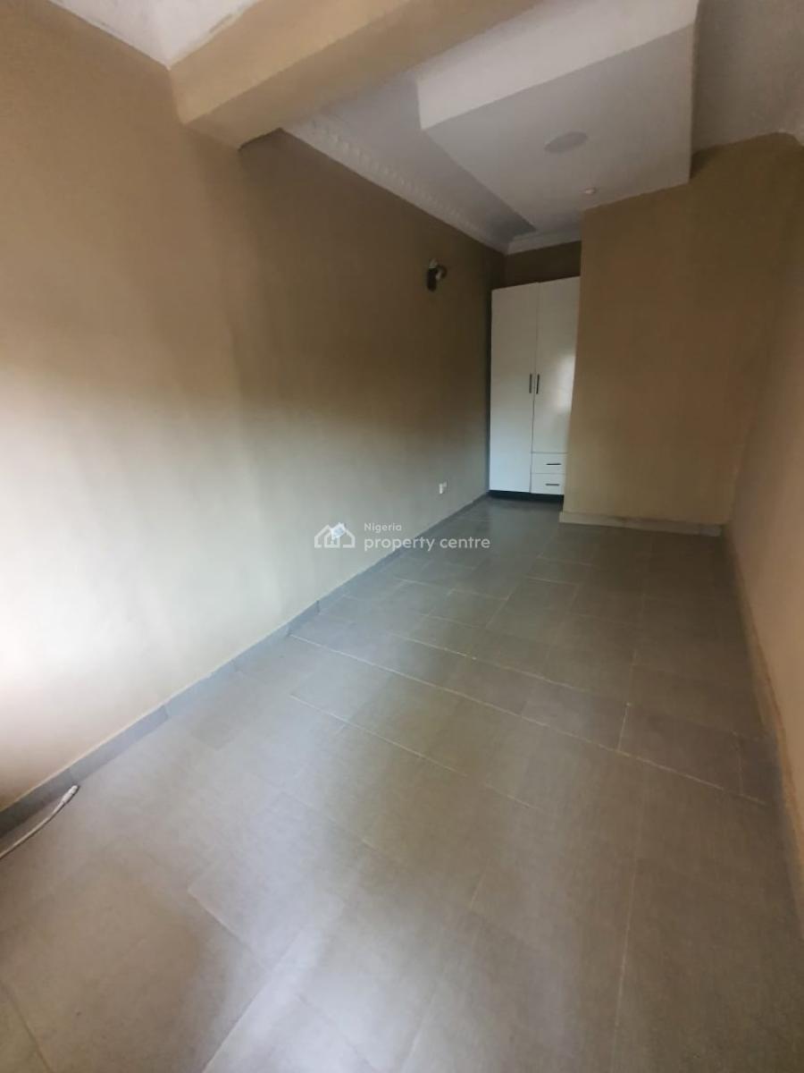 Well Renovated One Bedroom & Parlor Ground Floor with Personal Kitchen, Off Admiralty, Lekki Phase 1, Lekki, Lagos, Mini Flat (room and Parlour) for Rent