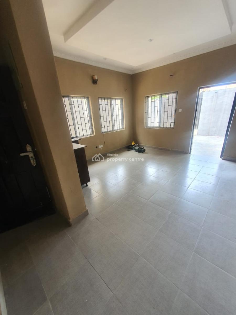 Well Renovated One Bedroom & Parlor Ground Floor with Personal Kitchen, Off Admiralty, Lekki Phase 1, Lekki, Lagos, Mini Flat (room and Parlour) for Rent