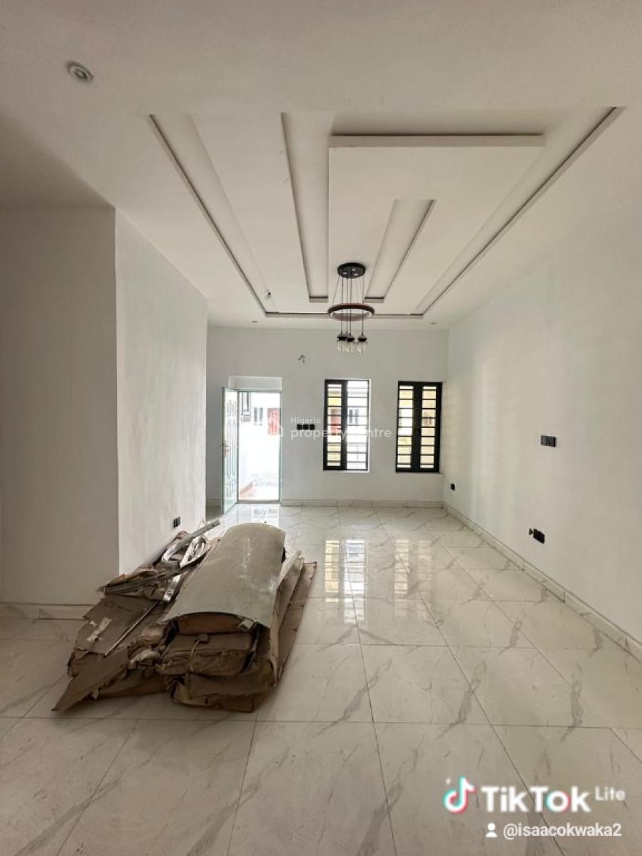 a Lovely 2bedroom Apartment in a Serene Environment, Ilaje Mobile Road, Ajah, Lagos, Flat / Apartment for Rent