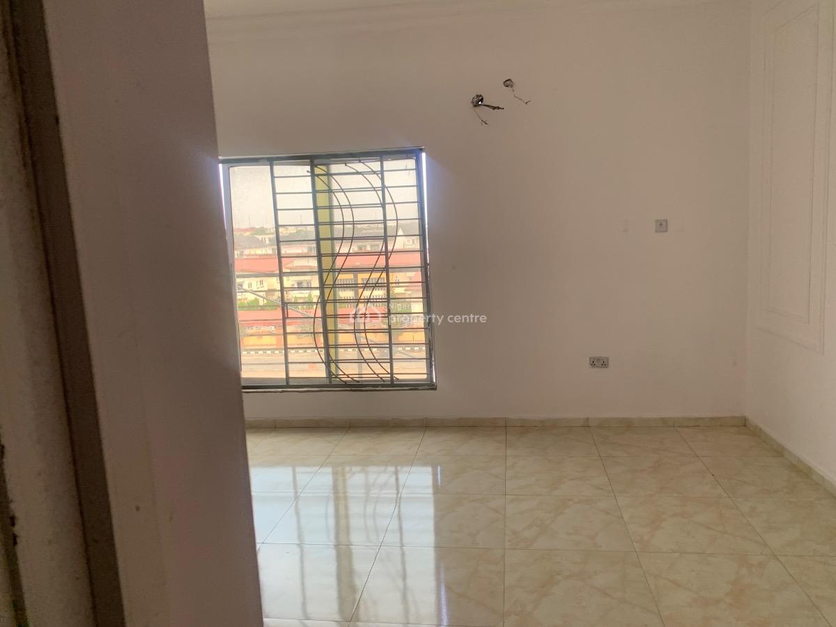 Mini Flat, Paradise 3 Chevron Drive, Lekki, Lagos, Mini Flat (room and Parlour) for Rent