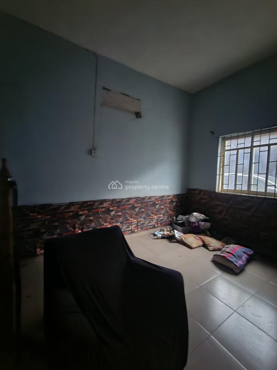 a Standard Miniflat Available in a Serene Area, Alagomeji, Alagomeji, Yaba, Lagos, Mini Flat (room and Parlour) for Rent