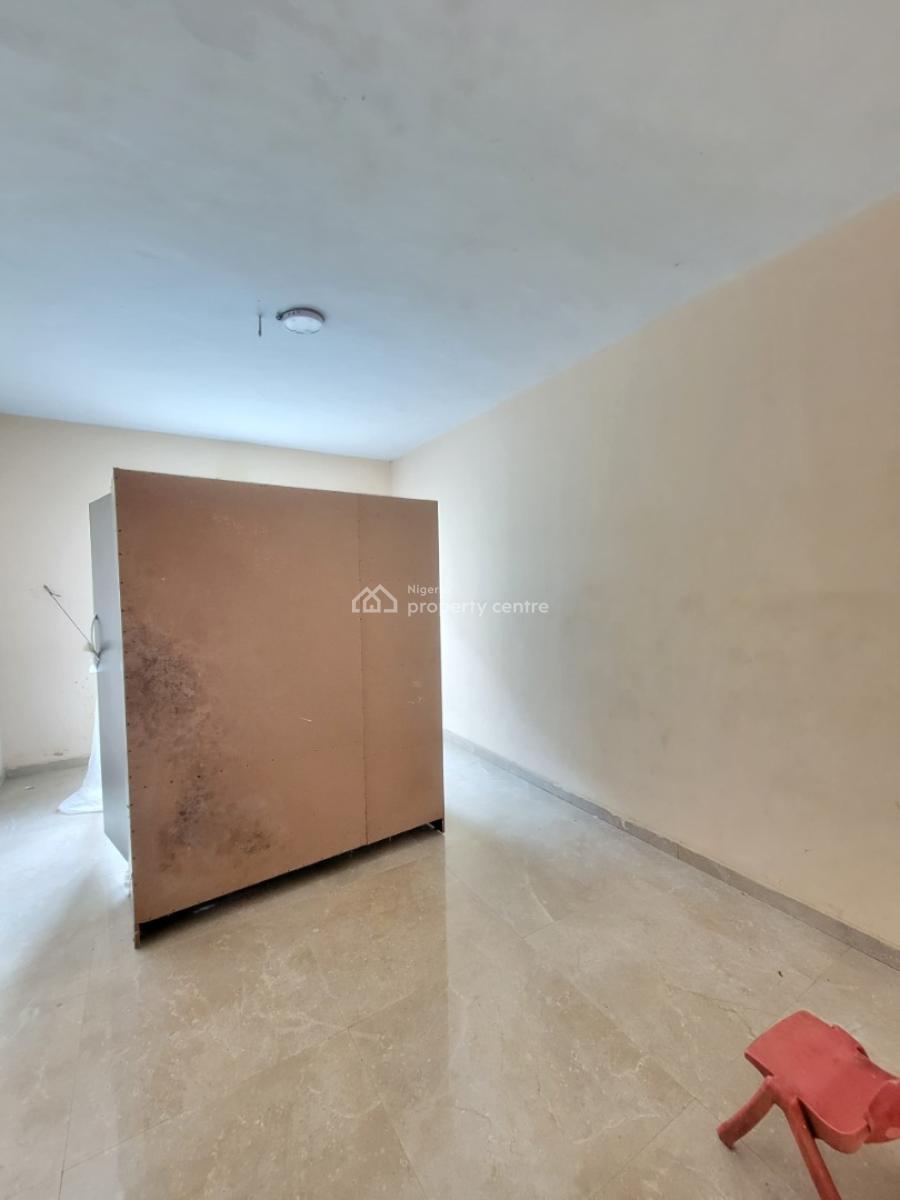 Sharp Three Bedroom Apartment Downstairs, Rock Stone Estate, Badore, Ajah, Lagos, Flat / Apartment for Rent