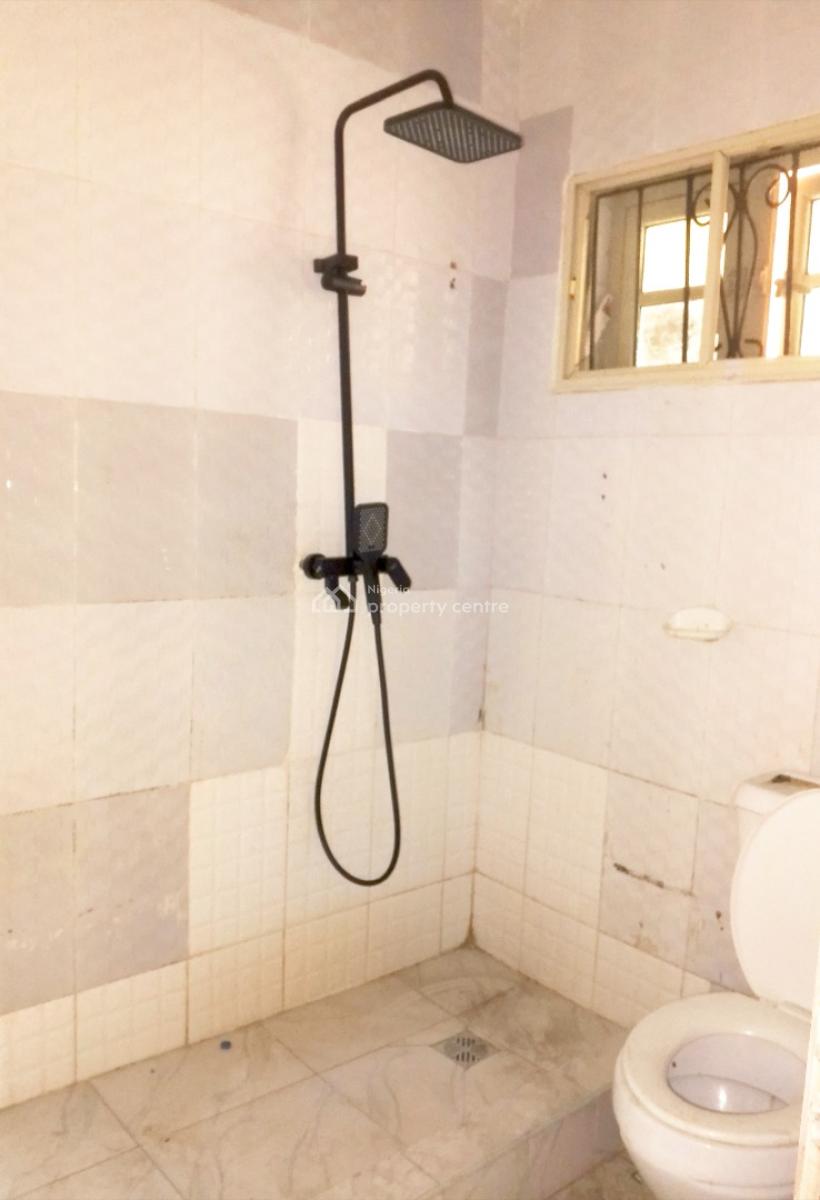 Nice and Standard Spacious 3bedroom Flat, Serene and Secure Compound Off Golf Road Lakowe Lagos, Lakowe, Ibeju Lekki, Lagos, Flat / Apartment for Rent