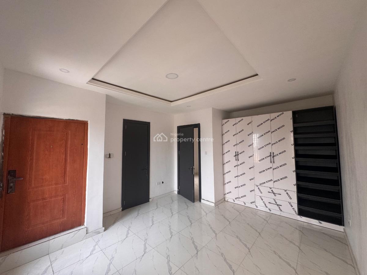 Newly Built 5-bedroom Duplex + Bq & Gatehouse in a Flood-free Estate, Newly Built 5-bedroom Duplex + Bq & Gatehouse in a Flood-free Estate, Maryland, Lagos, Terraced Duplex for Sale