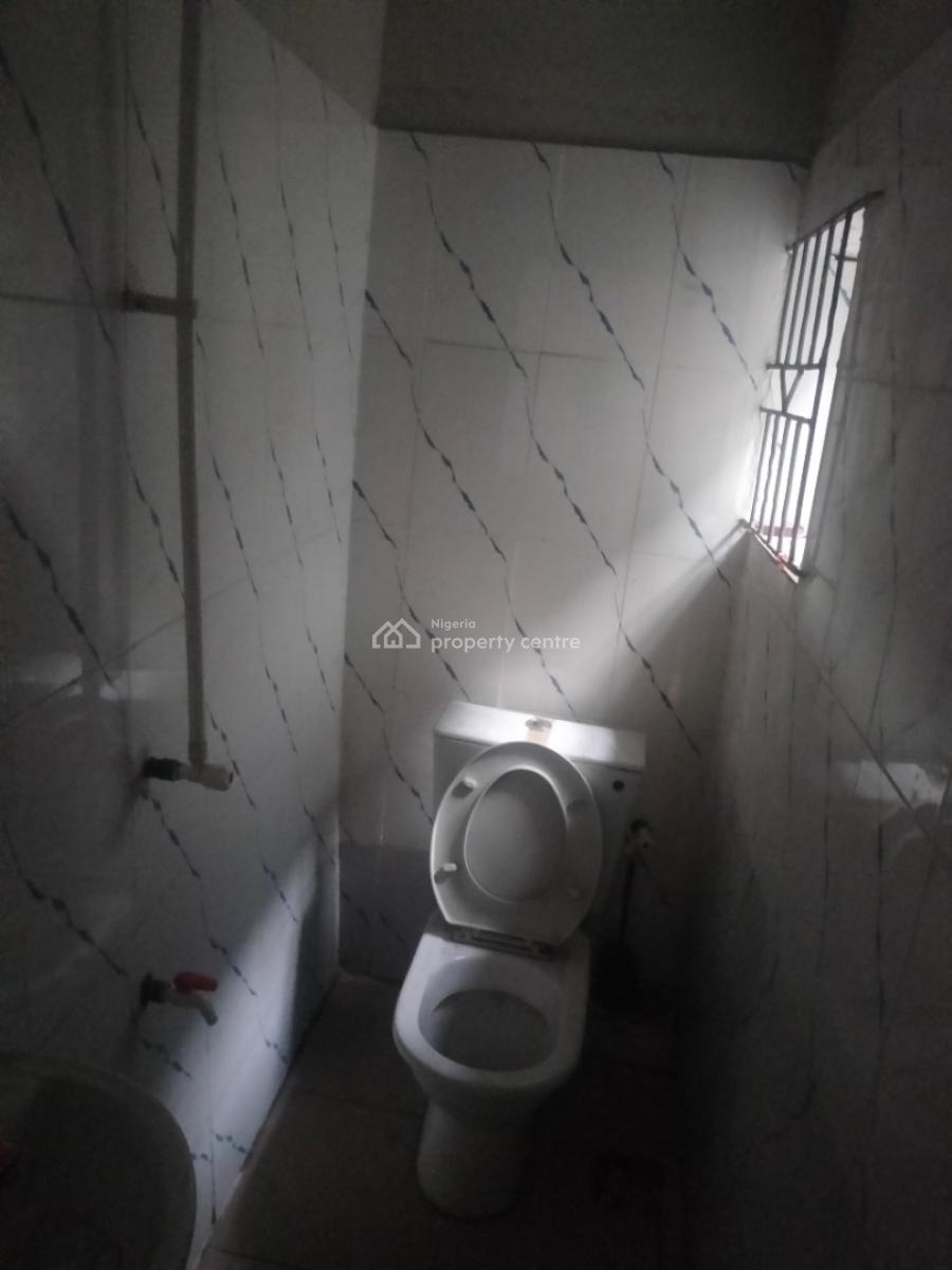 Standard Mini Flat with 2 Toilets,clean Water and Constant Light, Accesible to.everywhere, Alapere, Ketu, Lagos, Mini Flat (room and Parlour) for Rent