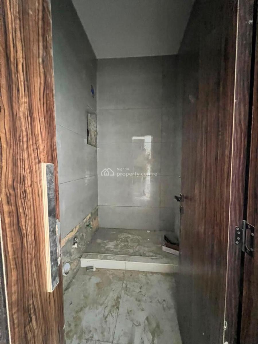 Majestic 4bedroom Maisonette Home, Victoria Island (vi), Lagos, Flat / Apartment for Sale