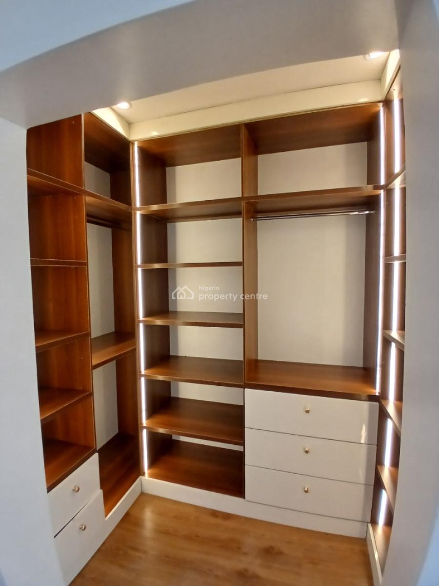 2, Lekki Phase 1, Lekki, Lagos, Flat / Apartment for Rent