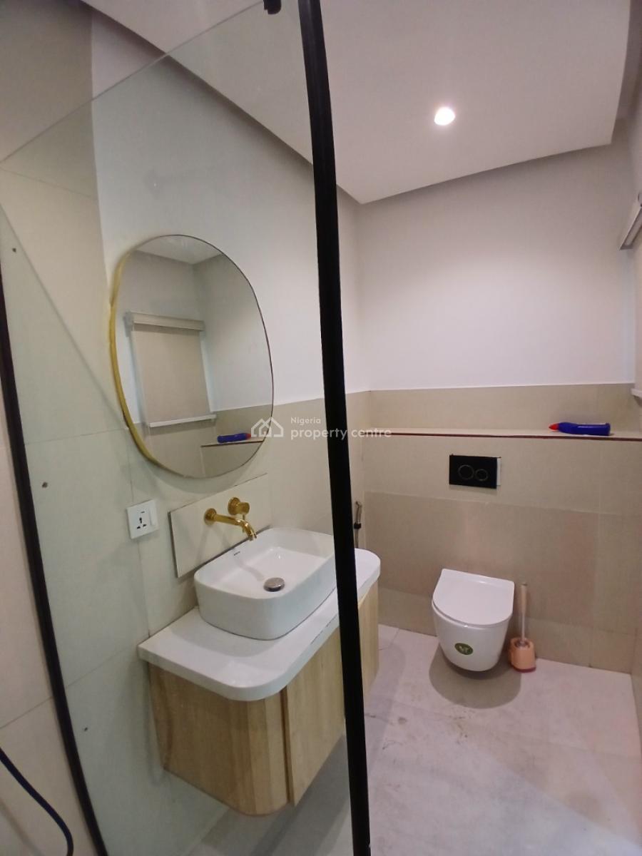 2, Lekki Phase 1, Lekki, Lagos, Flat / Apartment for Rent