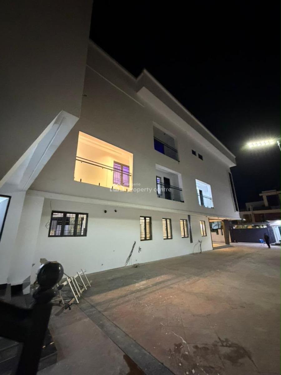Smart and Comtemporary 9bedroom Mansion with 4sitting Room and  Guest, Guzape, Guzape District, Abuja, Detached Duplex for Sale