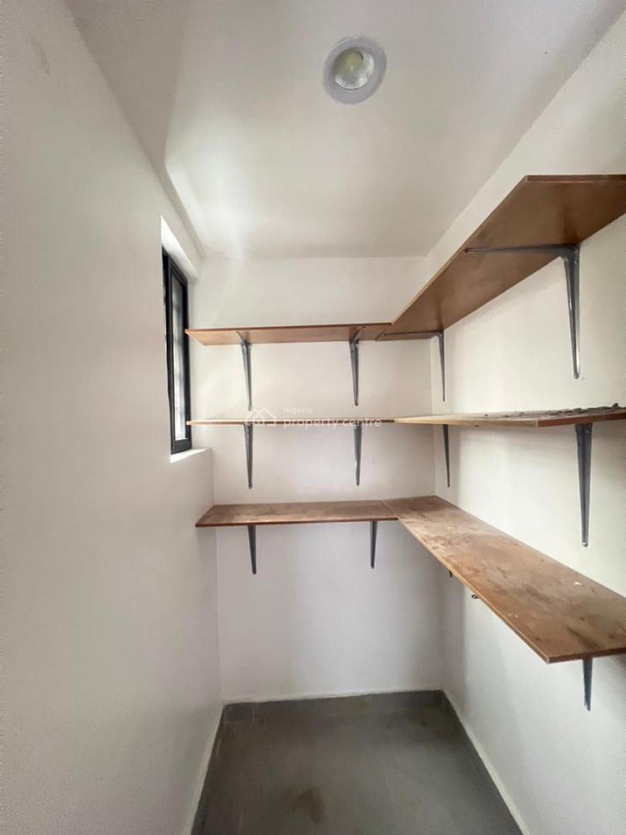 Investment Opportunity: 4-bedrooms Semi Detached Duplex + Bq, Ikeja, Omole Phase 2, Ikeja, Lagos, Semi-detached Duplex for Sale