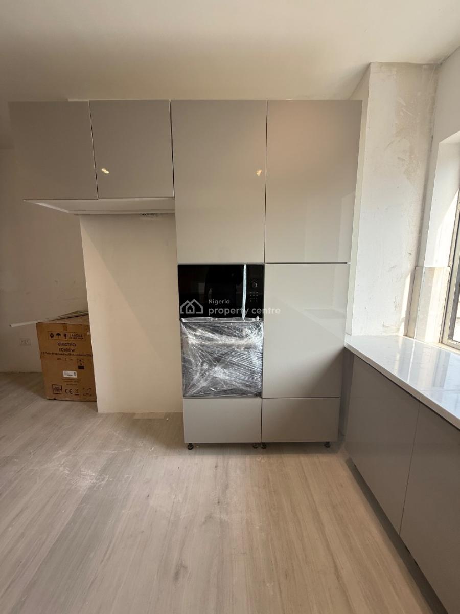 Luxury 4 Bedroom Apartment, Mekunwen Road, Ikoyi, Lagos, Flat / Apartment for Rent
