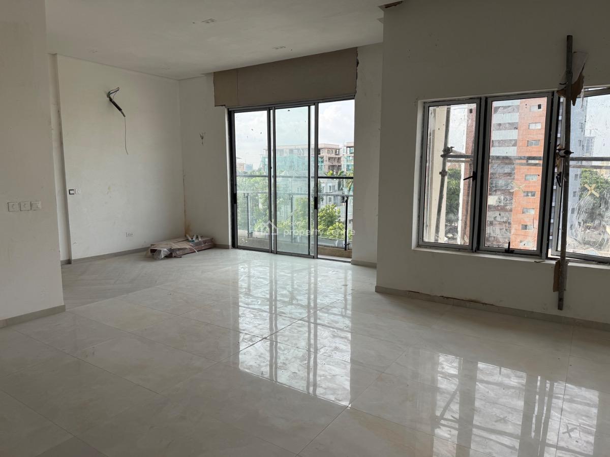 Luxury 4 Bedroom Maisonettes, Mekunwen Road, Ikoyi, Lagos, Flat / Apartment for Rent