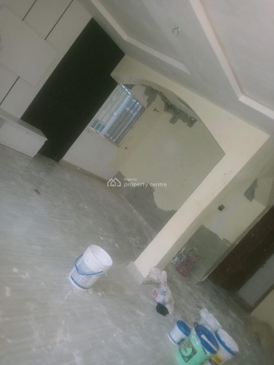 Newly Renovated 2 Bedroom Apartment in a Secured Neighborhood, Sheyindemi Street Olowoora,omole Phase2 Extension Via Berger Lagos, Olowora, Magodo, Lagos, Flat / Apartment for Rent