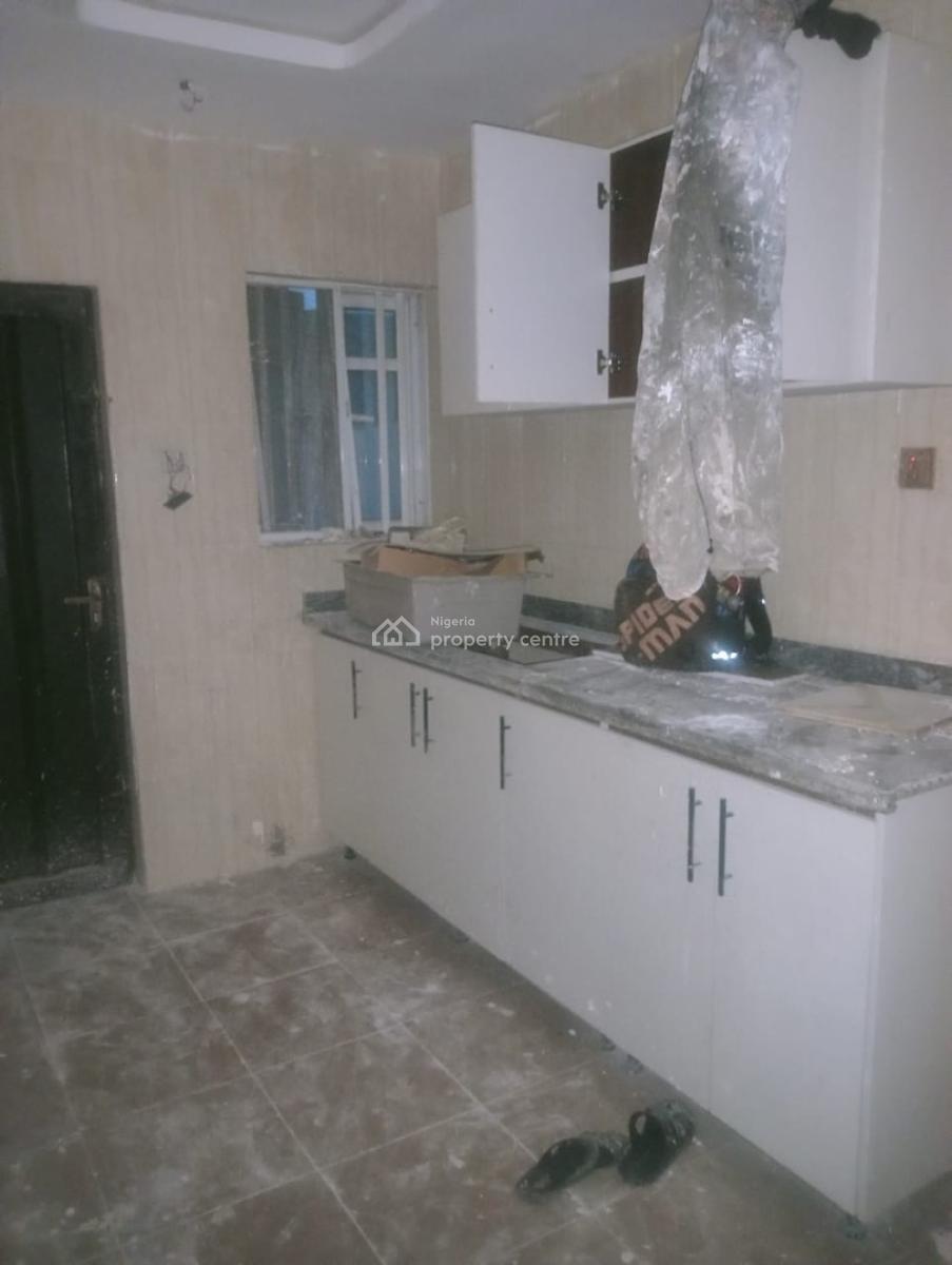 Newly Renovated 2 Bedroom Apartment in a Secured Neighborhood, Sheyindemi Street Olowoora,omole Phase2 Extension Via Berger Lagos, Olowora, Magodo, Lagos, Flat / Apartment for Rent