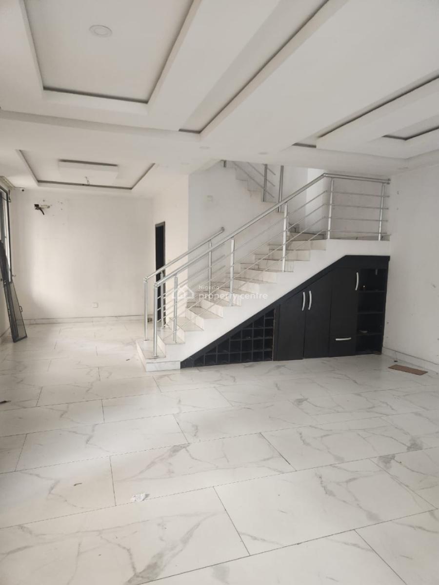 5 Bedroom Semi Detached Duplex  with Bq, Osapa, Lekki, Lagos, Semi-detached Duplex for Rent