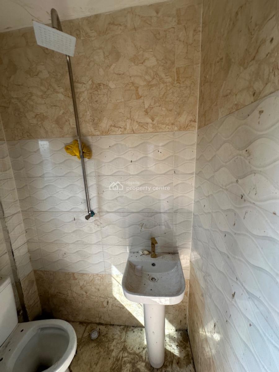 a Standard Room Self Contain Apartment in a Decent Location, 5 Minutes Drive From Bannex, Mabushi, Abuja, Self Contain (single Rooms) for Rent