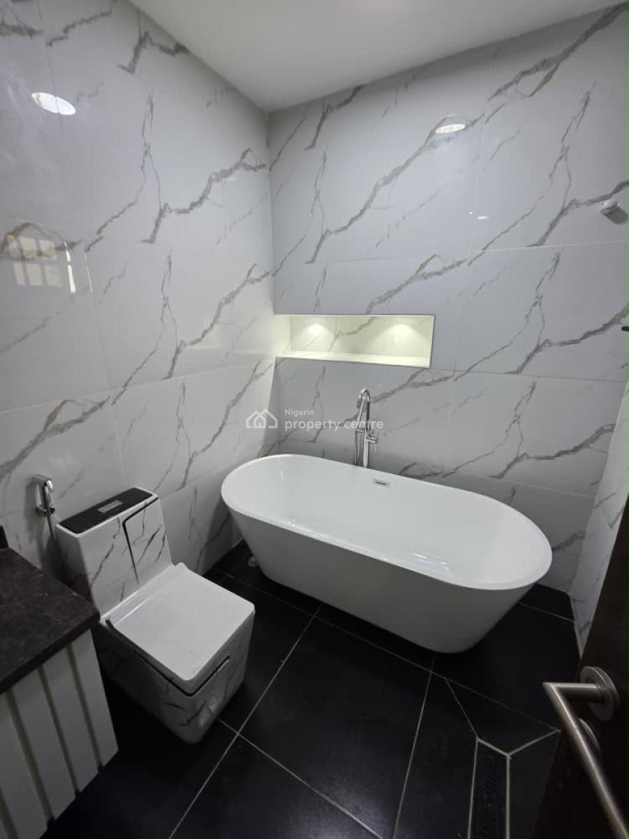 Exquisitely Built 4-bedroom Duplex with Bq in a Secure Estate Gbagada, Exquisitely Built 4-bedroom Duplex with Bq in a Secure Estate Gbagada, Gbagada, Lagos, Semi-detached Duplex for Sale