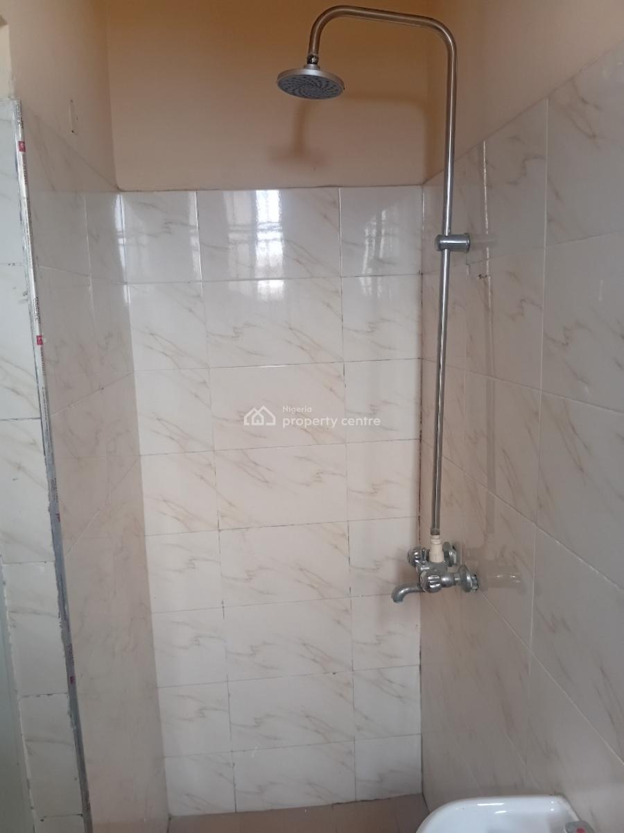 Single Room Apartment with 24/7 Power & Wifi, Alagomeji, Yaba, Lagos, Self Contain (single Rooms) Short Let