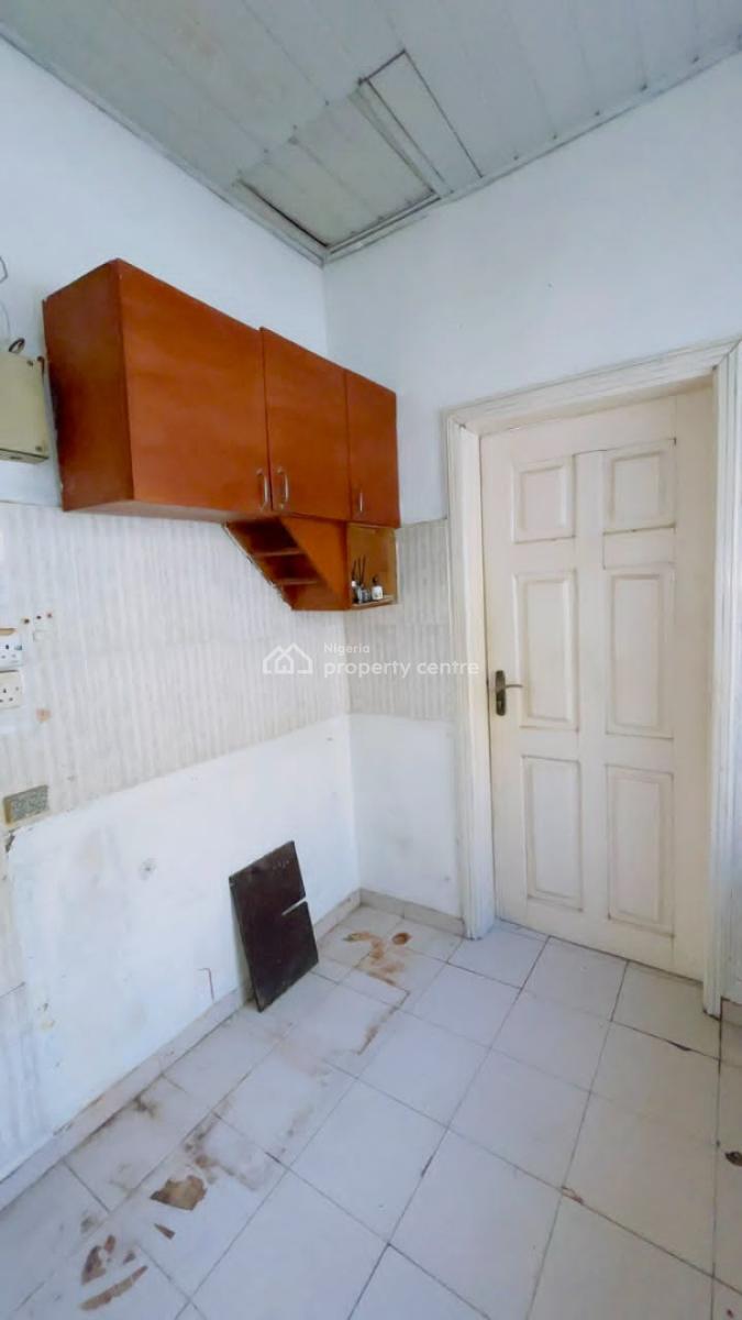 Luxury Mini Flat Self Service, Off Fola Osibo Street, Lekki Phase 1, Lekki, Lagos, Mini Flat (room and Parlour) for Rent