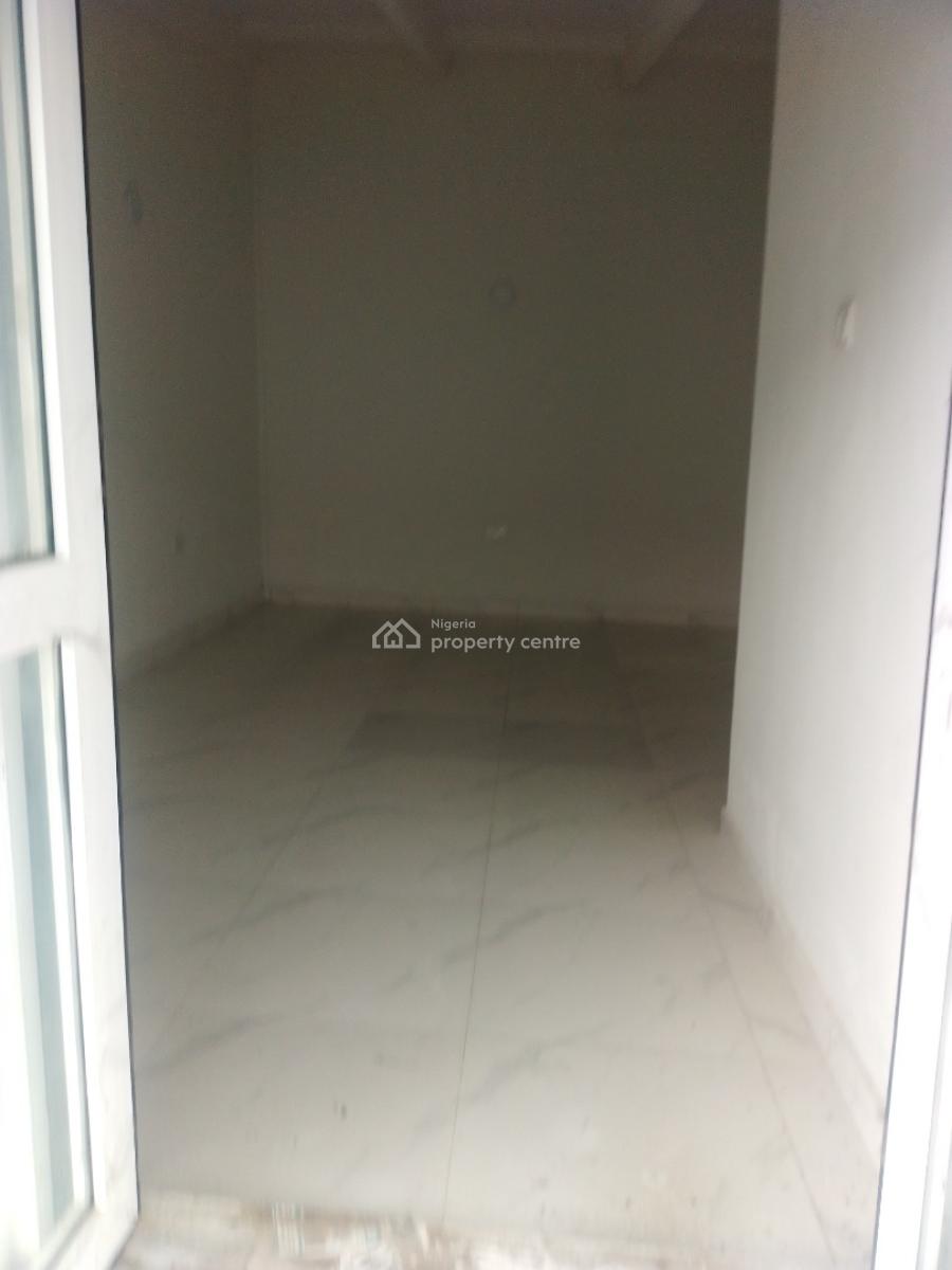Big Shop, Hfp Shopping Complex Opposite Abraham Adesanya Estate Ajah Lagos State, Ajah, Lagos, Shop for Rent