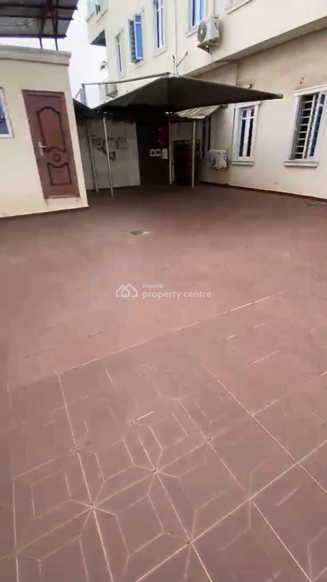 5 Bedroom Semi-detached Detached Duplex, Oba Babington Ashaye Crescent, Omole Phase 1, Ikeja, Lagos, Semi-detached Duplex for Sale