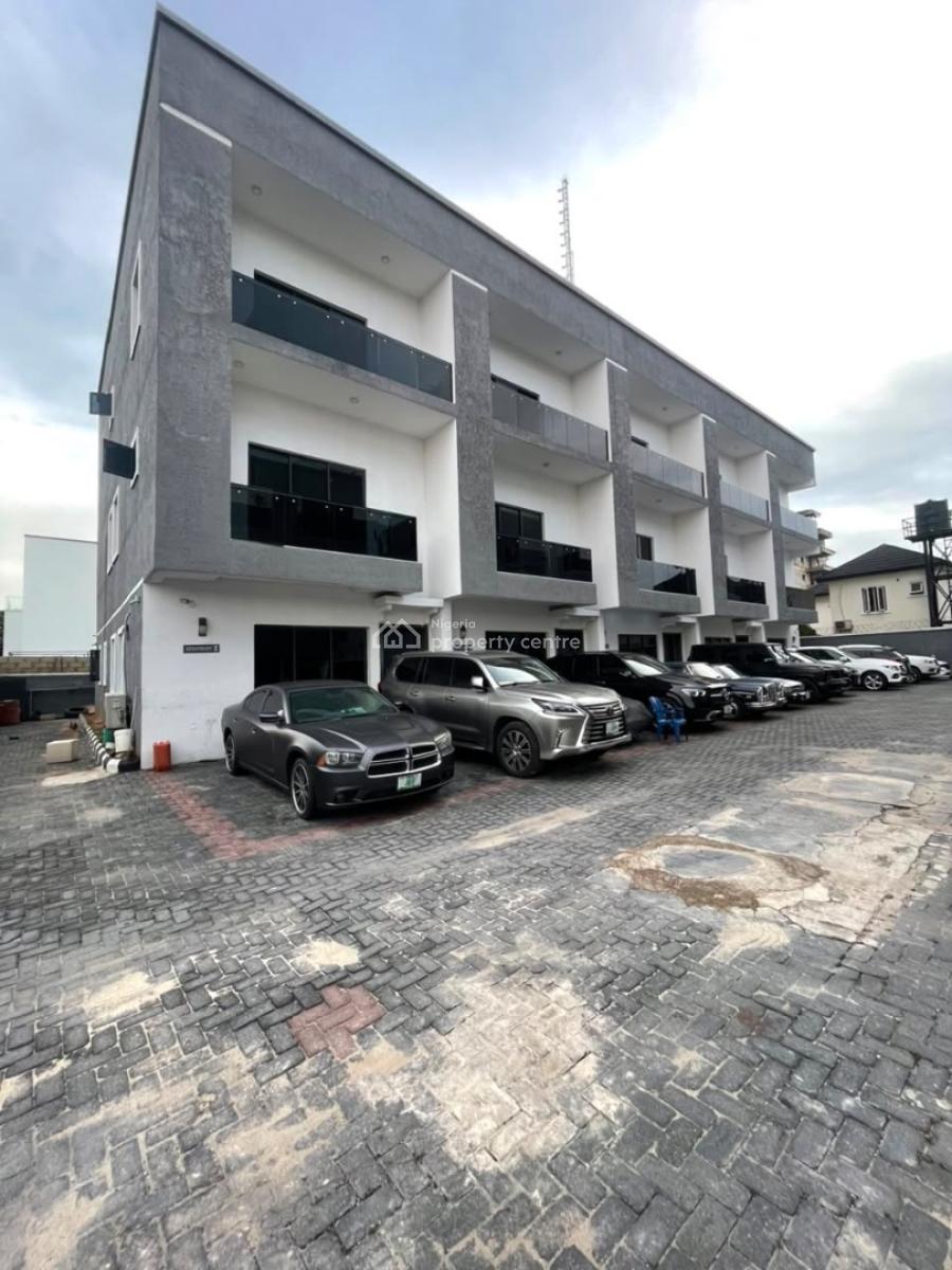 Spacious 4 Bedroom Duplex with Swimming Pool, Babatunde Anjous Str, Lekki Phase 1, Lekki, Lagos, Terraced Duplex for Rent