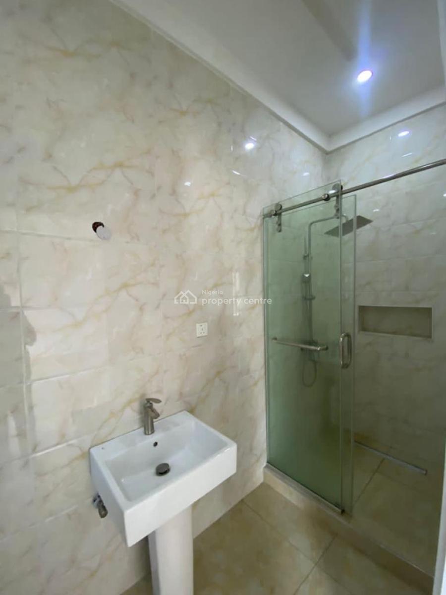 Spacious 4 Bedroom Duplex with Swimming Pool, Babatunde Anjous Str, Lekki Phase 1, Lekki, Lagos, Terraced Duplex for Rent