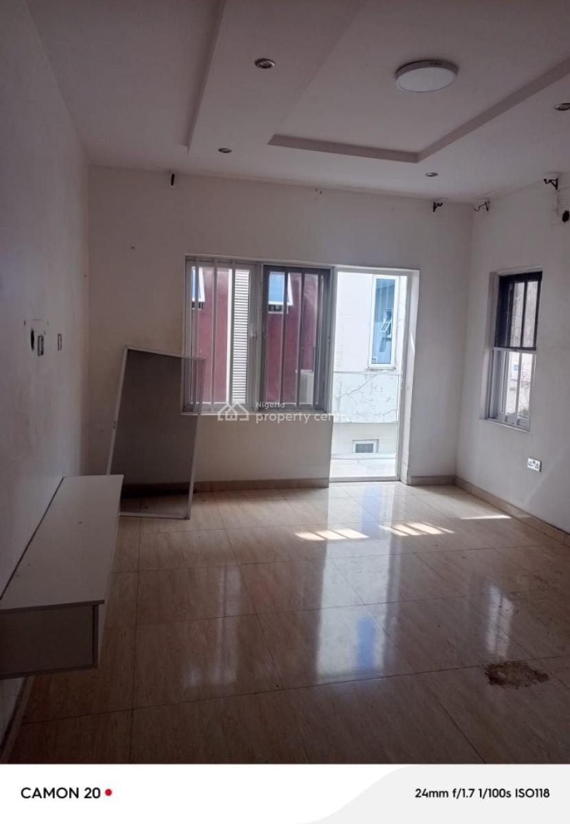 Specious 3 Bedroom Flat, Platinum Way, Ikate, Lekki, Lagos, Flat / Apartment for Rent
