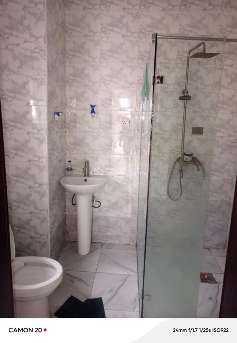 Specious 3 Bedroom Flat, Platinum Way, Ikate, Lekki, Lagos, Flat / Apartment for Rent
