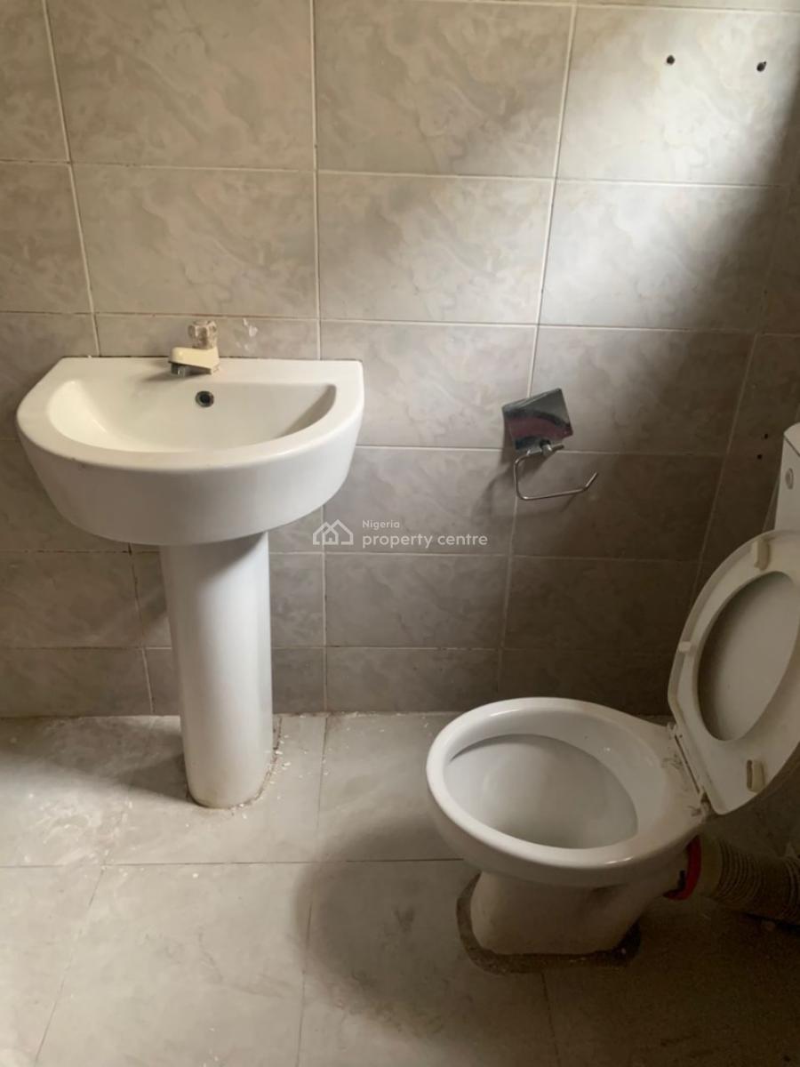 2bedroom Apartment for Office Use Or Residential, Alaka Estate Surulere, Surulere, Lagos, Flat / Apartment for Rent