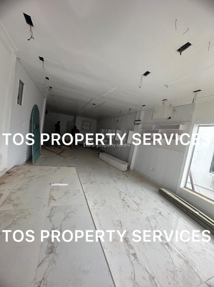 Big Space Directly Facing Busy Road, Facing a Busy Road @ Lekki Phase 1, Lekki Phase 1, Lekki, Lagos, Shop for Rent