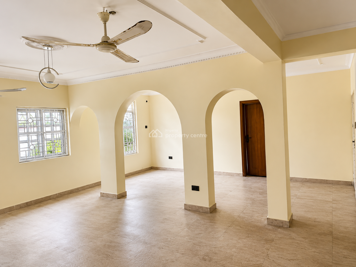 5 Bedroom Semi-detached Commercial Property, Lekki Phase 1, Lekki, Lagos, Commercial Property for Rent