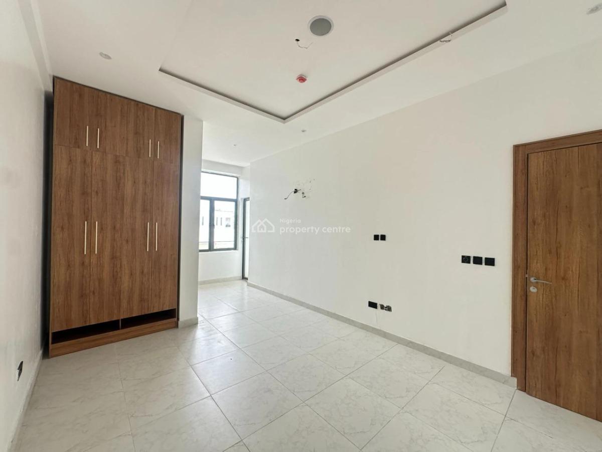 Exquisitely Finished 2bedroom Apartment in Lekki-phase-1, Off Admiralt, Lekki Phase 1, Lekki, Lagos, Flat / Apartment for Rent