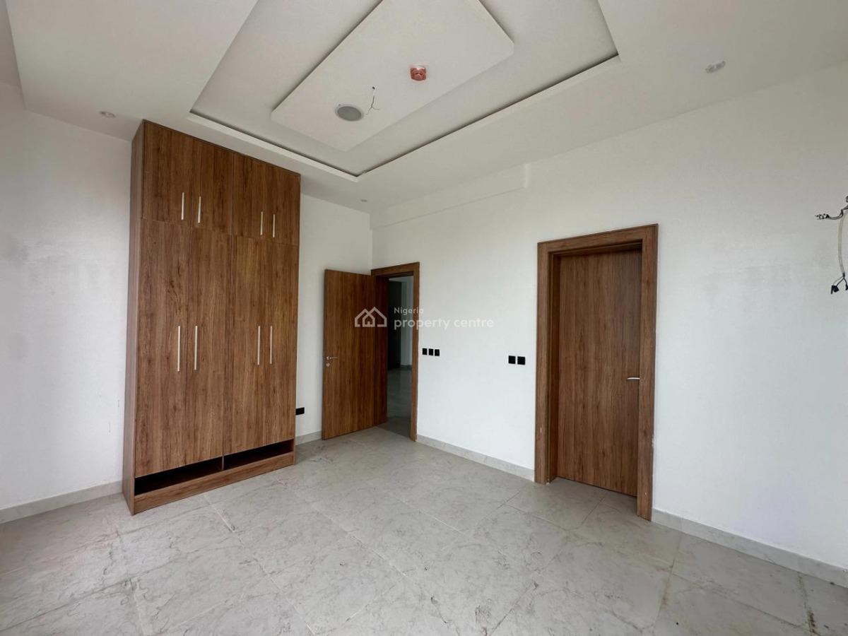 Exquisitely Finished 2bedroom Apartment in Lekki-phase-1, Off Admiralt, Lekki Phase 1, Lekki, Lagos, Flat / Apartment for Rent